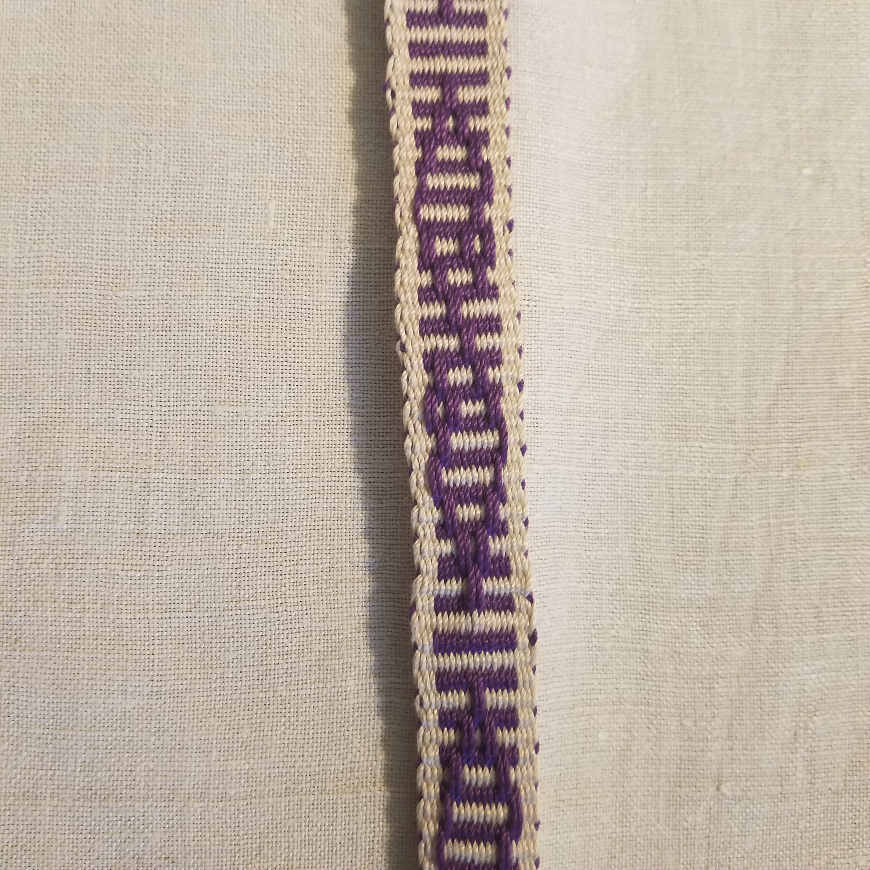 Zoom in Grey and purple inkle woven band